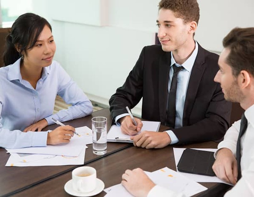 Lawyer providing direct client advice